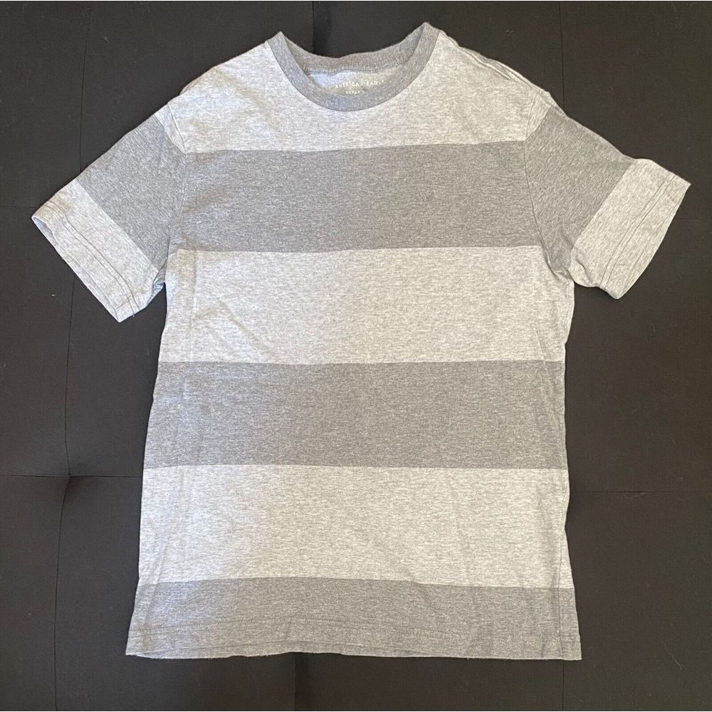 Mens American‎ Eagle Gray striped T-Shirt